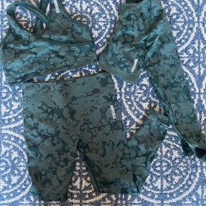 Camo Gymshark set